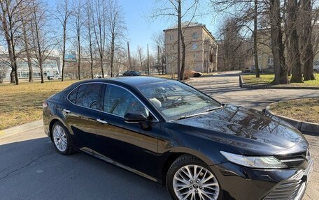 Toyota Camry, 2020 год, 3 100 000 рублей, 2 фотография