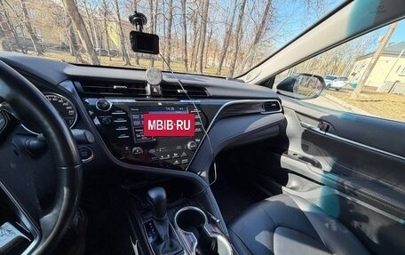 Toyota Camry, 2020 год, 3 100 000 рублей, 8 фотография