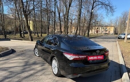 Toyota Camry, 2020 год, 3 100 000 рублей, 5 фотография