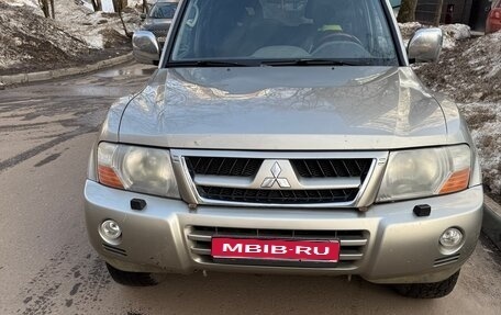 Mitsubishi Pajero III рестайлинг, 2004 год, 750 000 рублей, 1 фотография