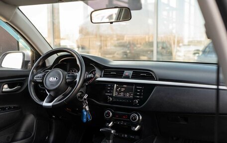 KIA Rio IV, 2017 год, 1 350 000 рублей, 10 фотография