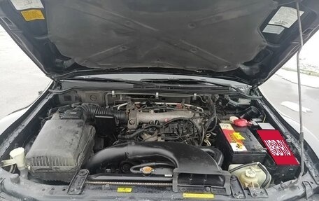 Mitsubishi Montero III, 2000 год, 880 000 рублей, 12 фотография