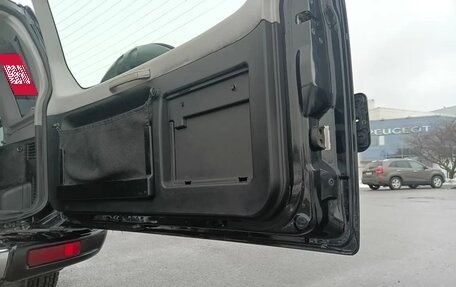 Mitsubishi Montero III, 2000 год, 880 000 рублей, 23 фотография