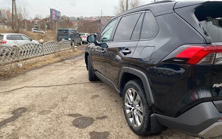 Toyota RAV4, 2021 год, 5 050 000 рублей, 2 фотография