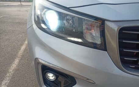 KIA Carnival III, 2019 год, 2 690 000 рублей, 2 фотография