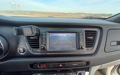 KIA Carnival III, 2019 год, 2 690 000 рублей, 15 фотография