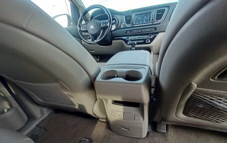 KIA Carnival III, 2019 год, 2 690 000 рублей, 13 фотография