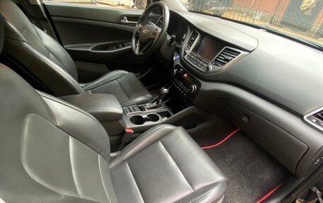 Hyundai Tucson III, 2017 год, 1 700 000 рублей, 4 фотография