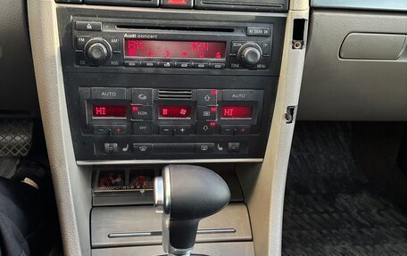 Audi A4, 2004 год, 600 000 рублей, 10 фотография