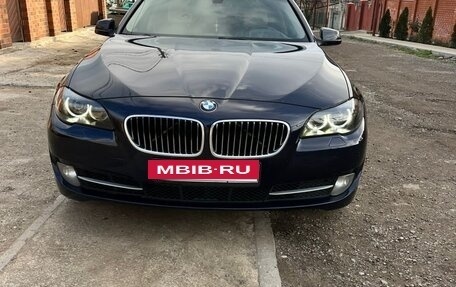 BMW 5 серия, 2012 год, 1 350 000 рублей, 2 фотография