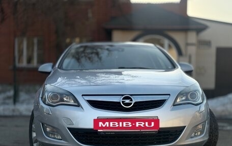 Opel Astra J, 2010 год, 750 000 рублей, 2 фотография