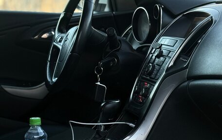 Opel Astra J, 2010 год, 750 000 рублей, 6 фотография