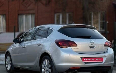 Opel Astra J, 2010 год, 750 000 рублей, 4 фотография