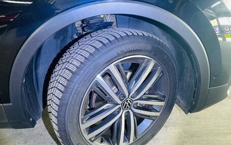 Volkswagen Tiguan II, 2022 год, 4 400 000 рублей, 9 фотография