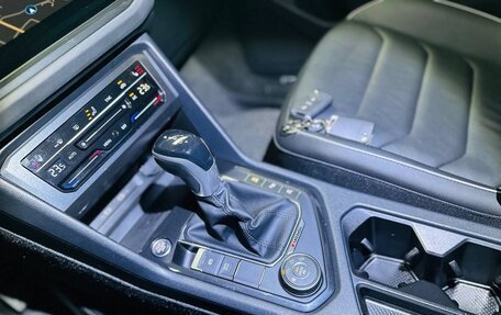 Volkswagen Tiguan II, 2022 год, 4 400 000 рублей, 25 фотография