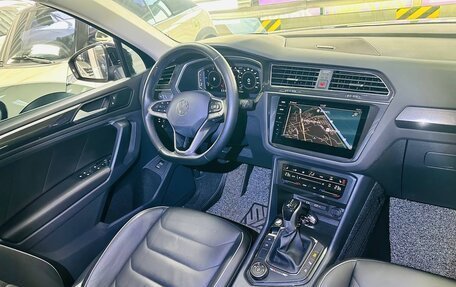 Volkswagen Tiguan II, 2022 год, 4 400 000 рублей, 30 фотография