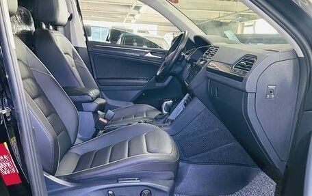 Volkswagen Tiguan II, 2022 год, 4 400 000 рублей, 28 фотография