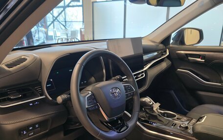 Toyota Highlander, 2026 год, 5 690 000 рублей, 14 фотография