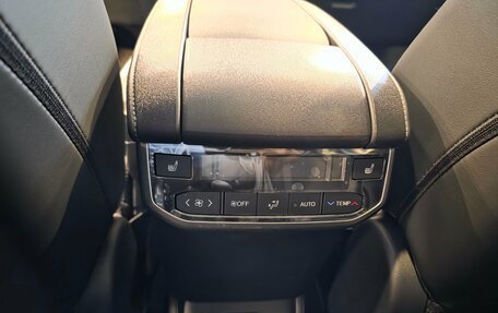 Toyota Highlander, 2026 год, 5 690 000 рублей, 23 фотография