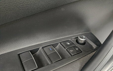 Toyota Corolla, 2022 год, 2 345 000 рублей, 10 фотография