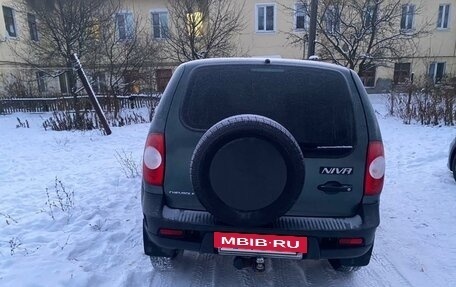 Chevrolet Niva I рестайлинг, 2016 год, 690 000 рублей, 3 фотография