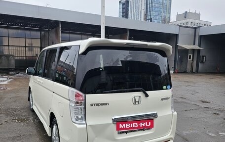 Honda Stepwgn IV, 2011 год, 1 100 000 рублей, 3 фотография