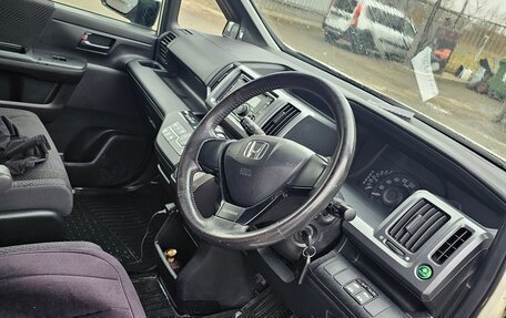 Honda Stepwgn IV, 2011 год, 1 100 000 рублей, 5 фотография