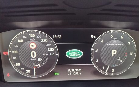 Land Rover Range Rover IV рестайлинг, 2017 год, 4 750 000 рублей, 4 фотография