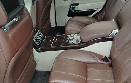 Land Rover Range Rover IV рестайлинг, 2017 год, 4 750 000 рублей, 5 фотография