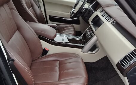 Land Rover Range Rover IV рестайлинг, 2017 год, 4 750 000 рублей, 7 фотография