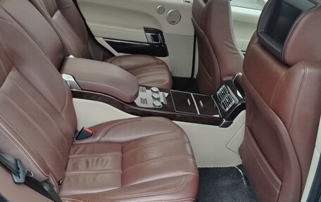 Land Rover Range Rover IV рестайлинг, 2017 год, 4 750 000 рублей, 13 фотография