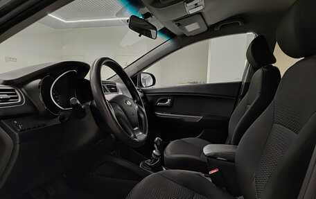 KIA Rio III рестайлинг, 2015 год, 857 000 рублей, 16 фотография