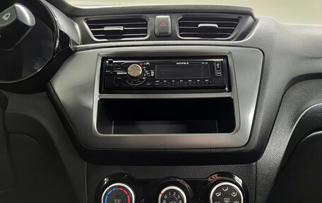 KIA Rio III рестайлинг, 2015 год, 857 000 рублей, 15 фотография