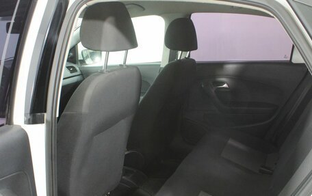 Volkswagen Polo VI (EU Market), 2013 год, 840 000 рублей, 17 фотография