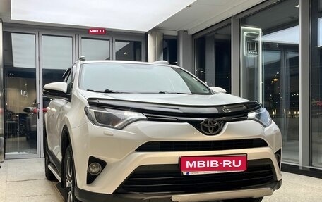 Toyota RAV4, 2016 год, 2 120 000 рублей, 1 фотография