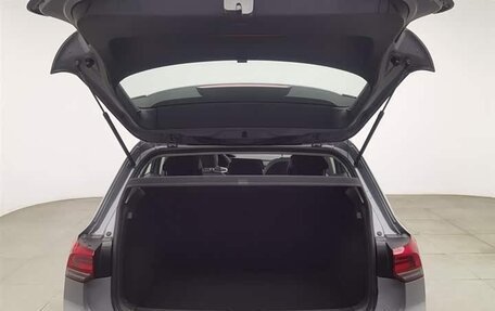 Volkswagen Golf VIII, 2022 год, 1 680 000 рублей, 19 фотография