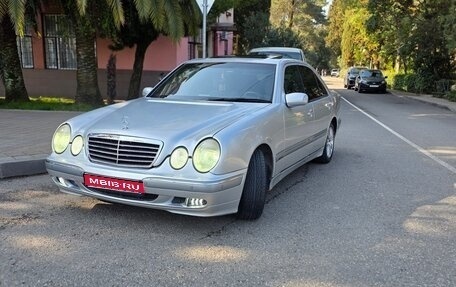 Mercedes-Benz E-Класс, 2000 год, 650 000 рублей, 1 фотография
