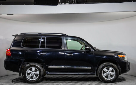 Toyota Land Cruiser 200, 2013 год, 3 999 000 рублей, 4 фотография