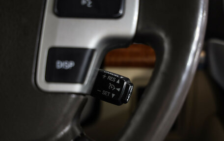 Toyota Land Cruiser 200, 2013 год, 3 999 000 рублей, 21 фотография