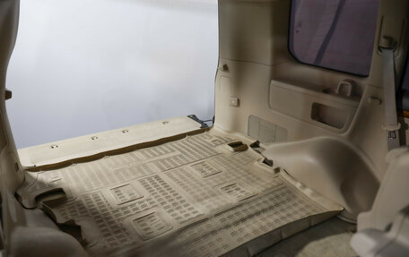 Toyota Land Cruiser 200, 2013 год, 3 999 000 рублей, 29 фотография