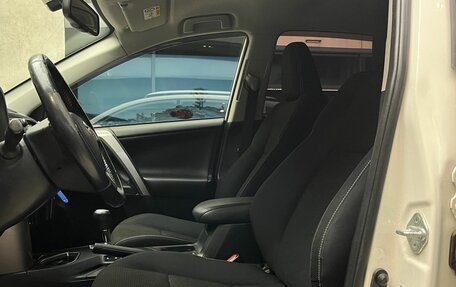 Toyota RAV4, 2016 год, 2 120 000 рублей, 13 фотография