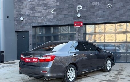 Toyota Camry, 2012 год, 1 790 000 рублей, 11 фотография