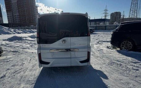 Honda Stepwgn IV, 2019 год, 1 920 000 рублей, 6 фотография