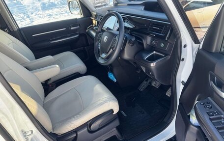 Honda Stepwgn IV, 2019 год, 1 920 000 рублей, 11 фотография