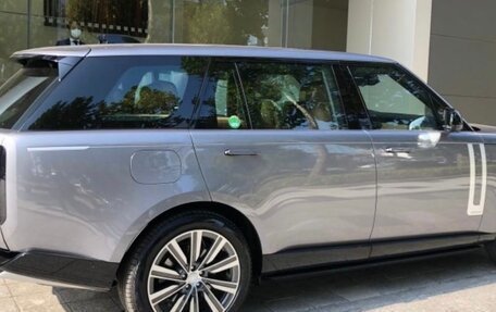 Land Rover Range Rover IV рестайлинг, 2026 год, 26 800 000 рублей, 5 фотография
