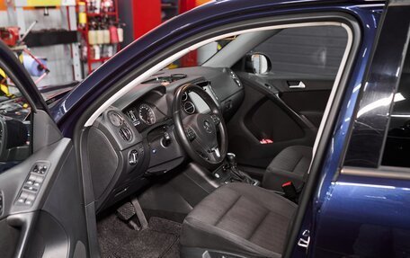 Volkswagen Tiguan I, 2012 год, 1 650 000 рублей, 17 фотография