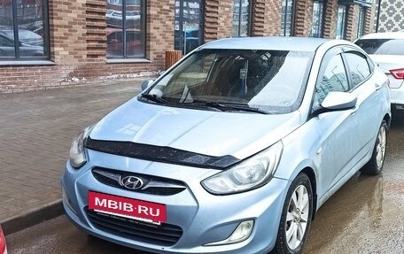 Hyundai Solaris II рестайлинг, 2012 год, 690 000 рублей, 2 фотография