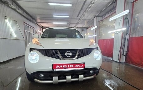 Nissan Juke II, 2013 год, 1 060 000 рублей, 2 фотография