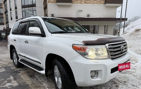 Toyota Land Cruiser 200, 2013 год, 3 790 000 рублей, 2 фотография