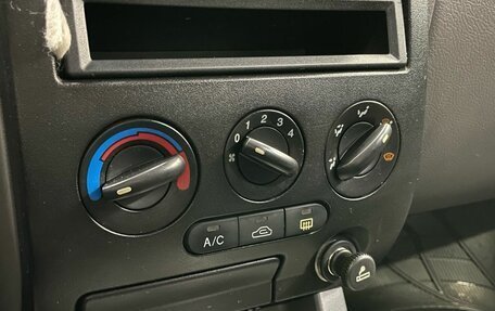 KIA Rio II, 2004 год, 270 000 рублей, 17 фотография